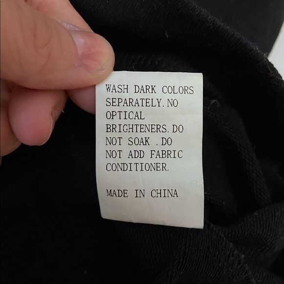 Graphic Sweater Jersey Style - Picture 4 of 5